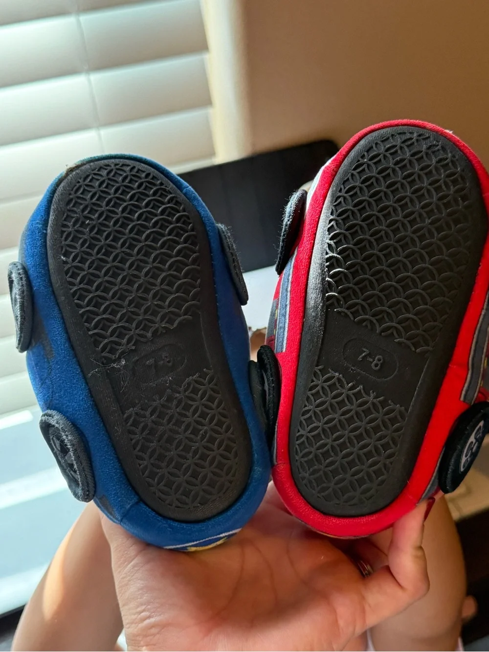 PAW Patrol Slippers - Size 7-8